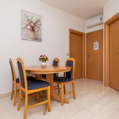 Lejlighed With Parking Space - 22017 Makarska