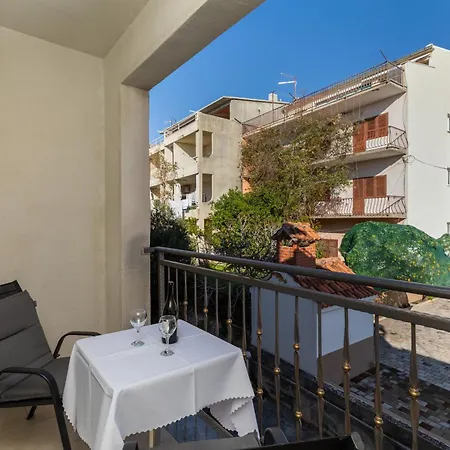 With Parking Space - 22017 Makarska