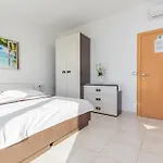 With Parking Space - 22017 * Makarska