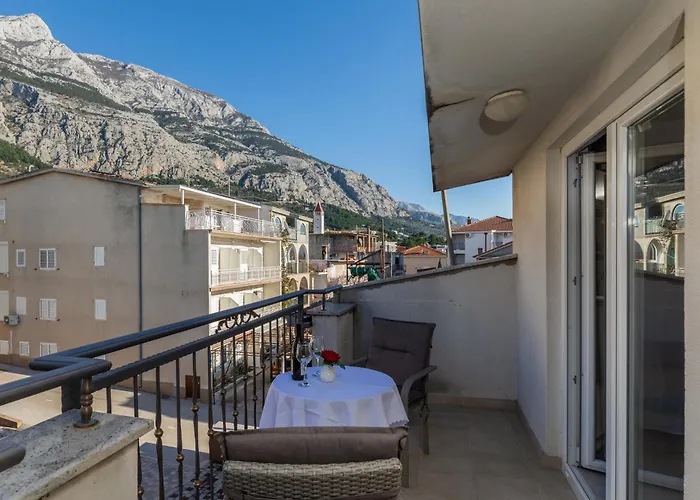 With Parking Space - 22017 * Makarska