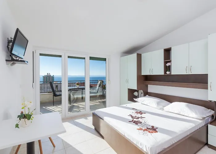 Apartment With Parking Space - 22017