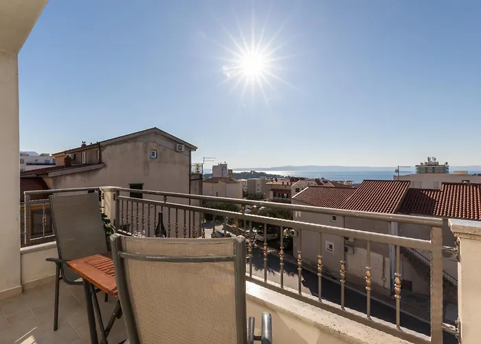 With Parking Space - 22017 Makarska